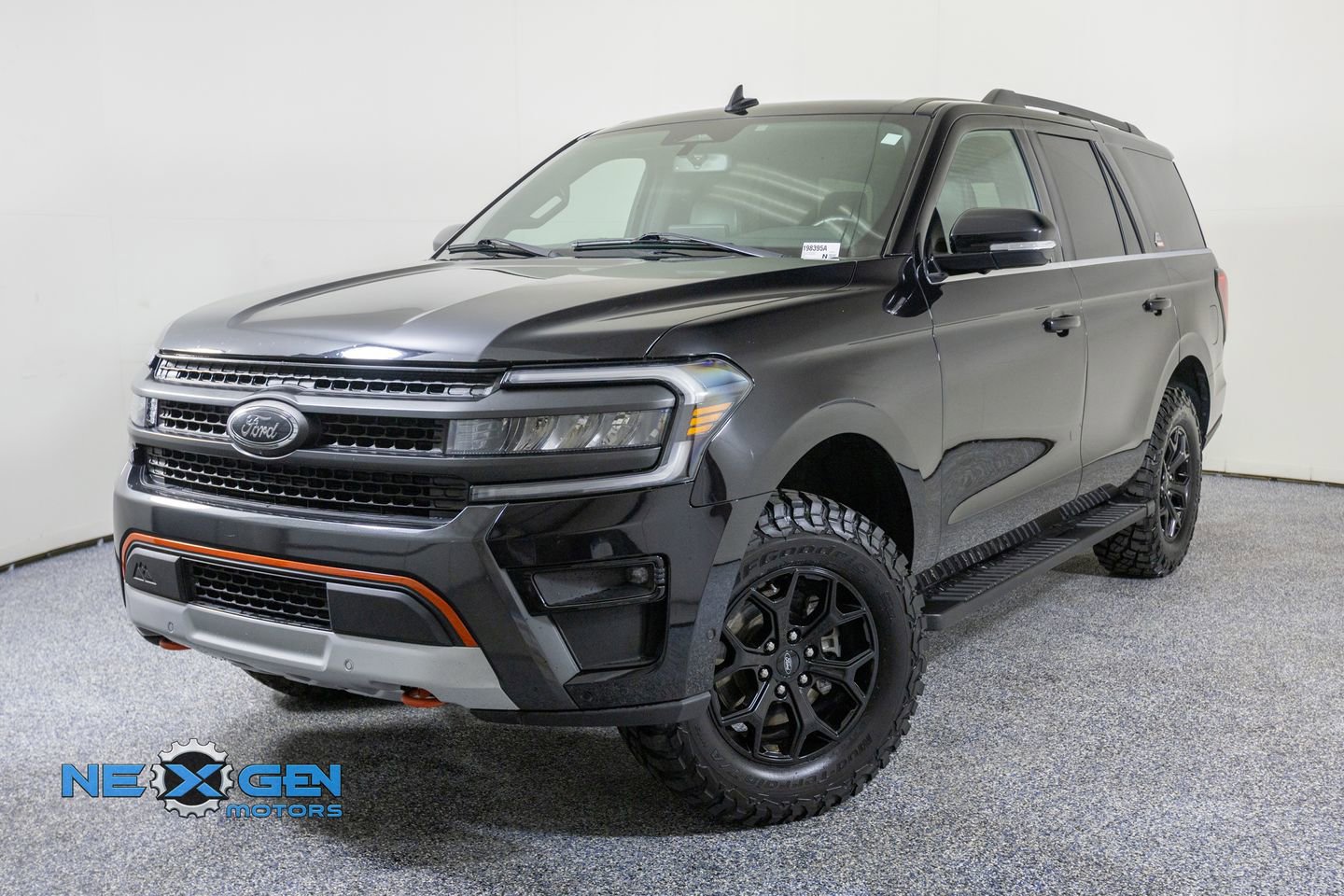 Used 2022 Ford Expedition Timberline w/ Equipment Group 501A AWD/4WD image 3