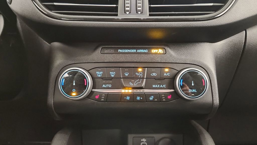 New 2024 Ford Escape ST-Line Select AWD/4WD image 15