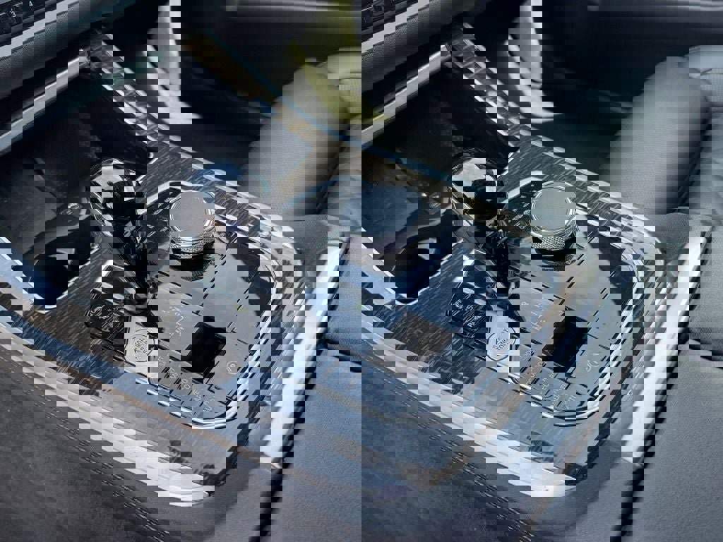 Used 2023 BMW X5 sDrive40i image 22