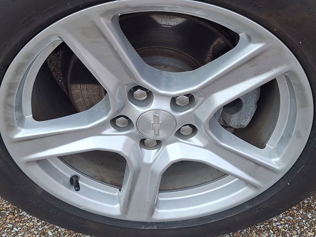 Used 2020 Chevrolet Camaro LT image 19