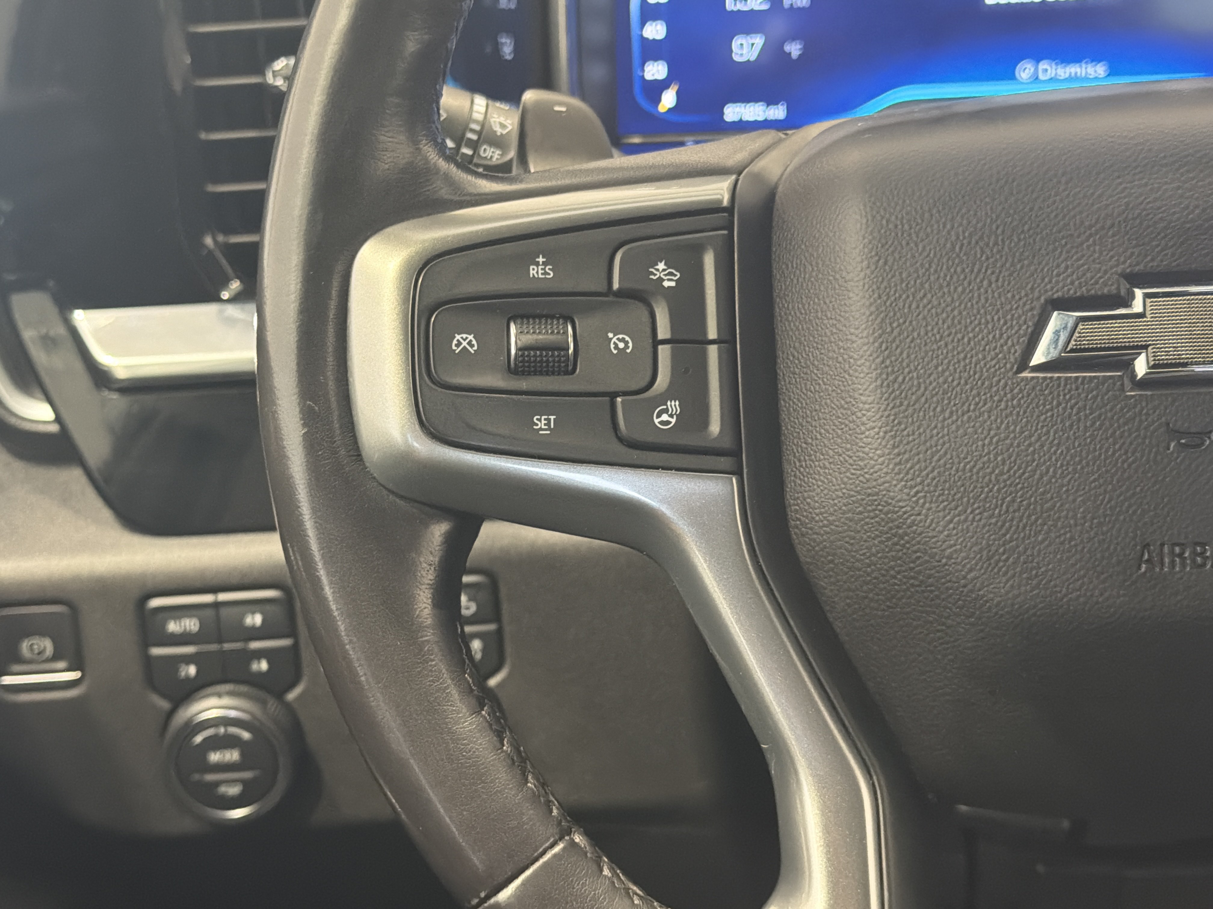 Used 2022 Chevrolet Silverado 1500 LT Trail Boss w/ Convenience Package II AWD/4WD image 18