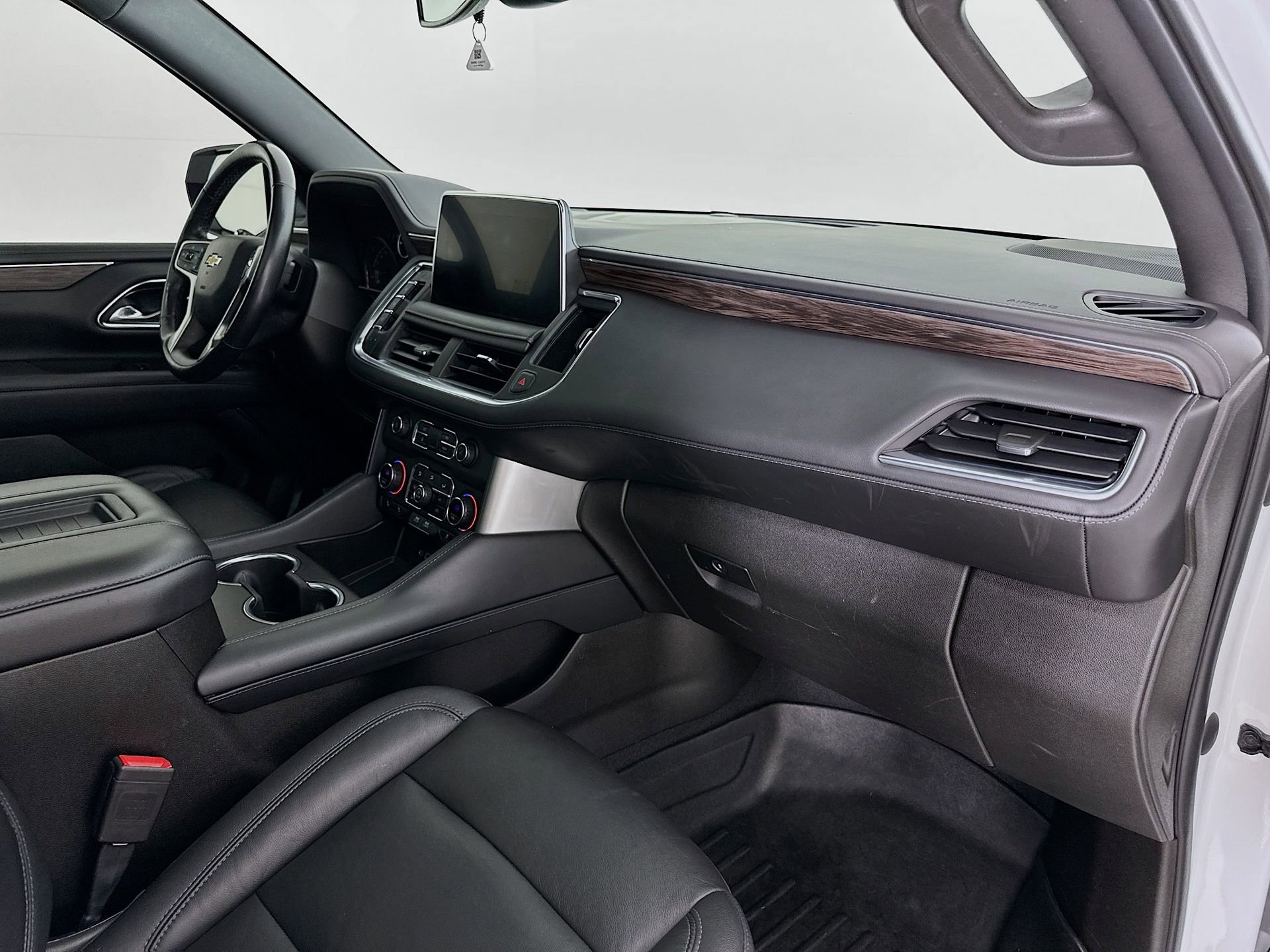 Used 2021 Chevrolet Tahoe LT w/ LT Signature Package image 32