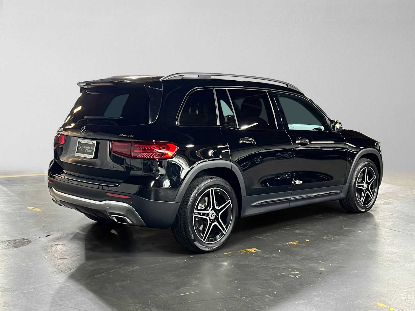 Certified 2026 Mercedes-Benz GLB 250 4MATIC image 3