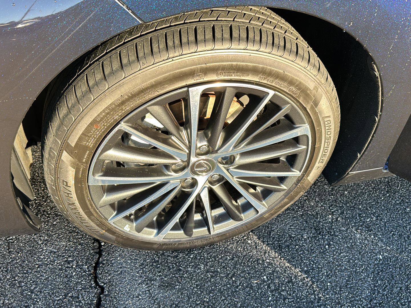 Certified 2022 Lexus ES 350 w/ Premium Package image 31