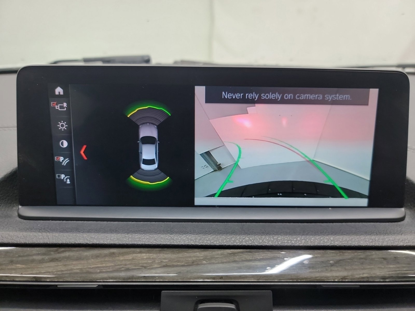 Used 2020 BMW 230i xDrive Coupe w/ Convenience Package image 23