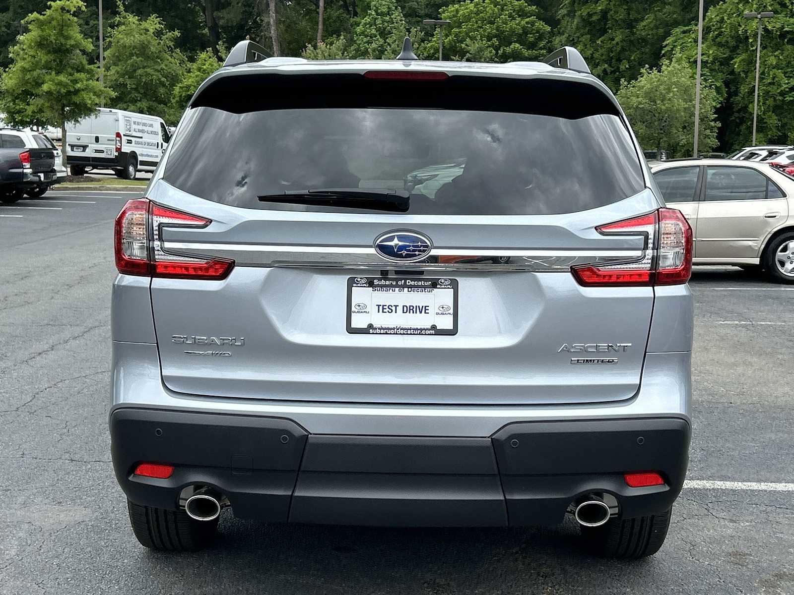 New 2026 Subaru Ascent Limited AWD/4WD image 3