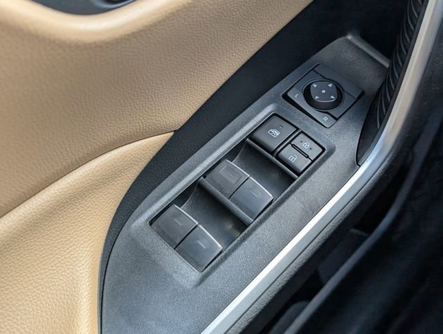 Used 2023 Toyota RAV4 XLE w/ Convenience Package image 29