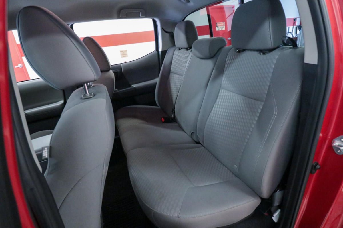 Used 2023 Toyota Tacoma SR AWD/4WD image 14