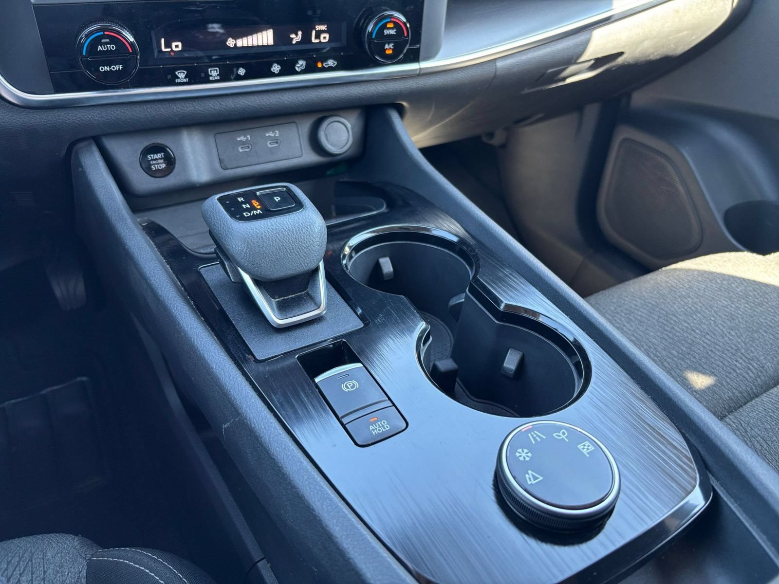 Used 2025 Nissan Rogue SV AWD/4WD image 42