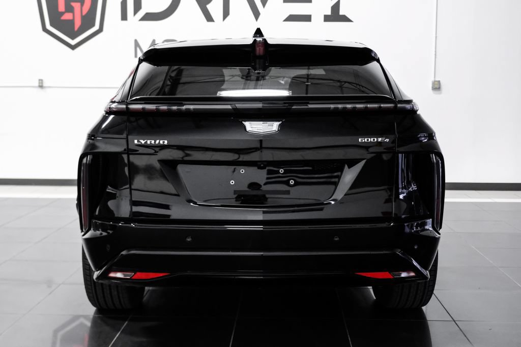 Used 2024 Cadillac Lyriq Sport AWD/4WD image 10