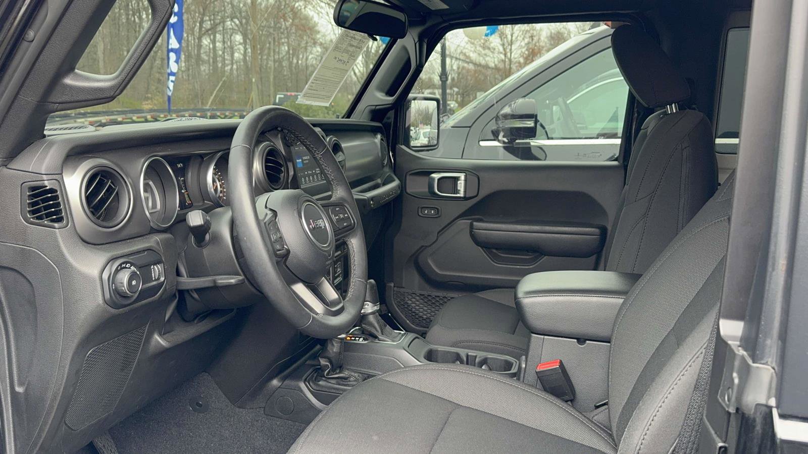 Used 2023 Jeep Wrangler Sport AWD/4WD image 28