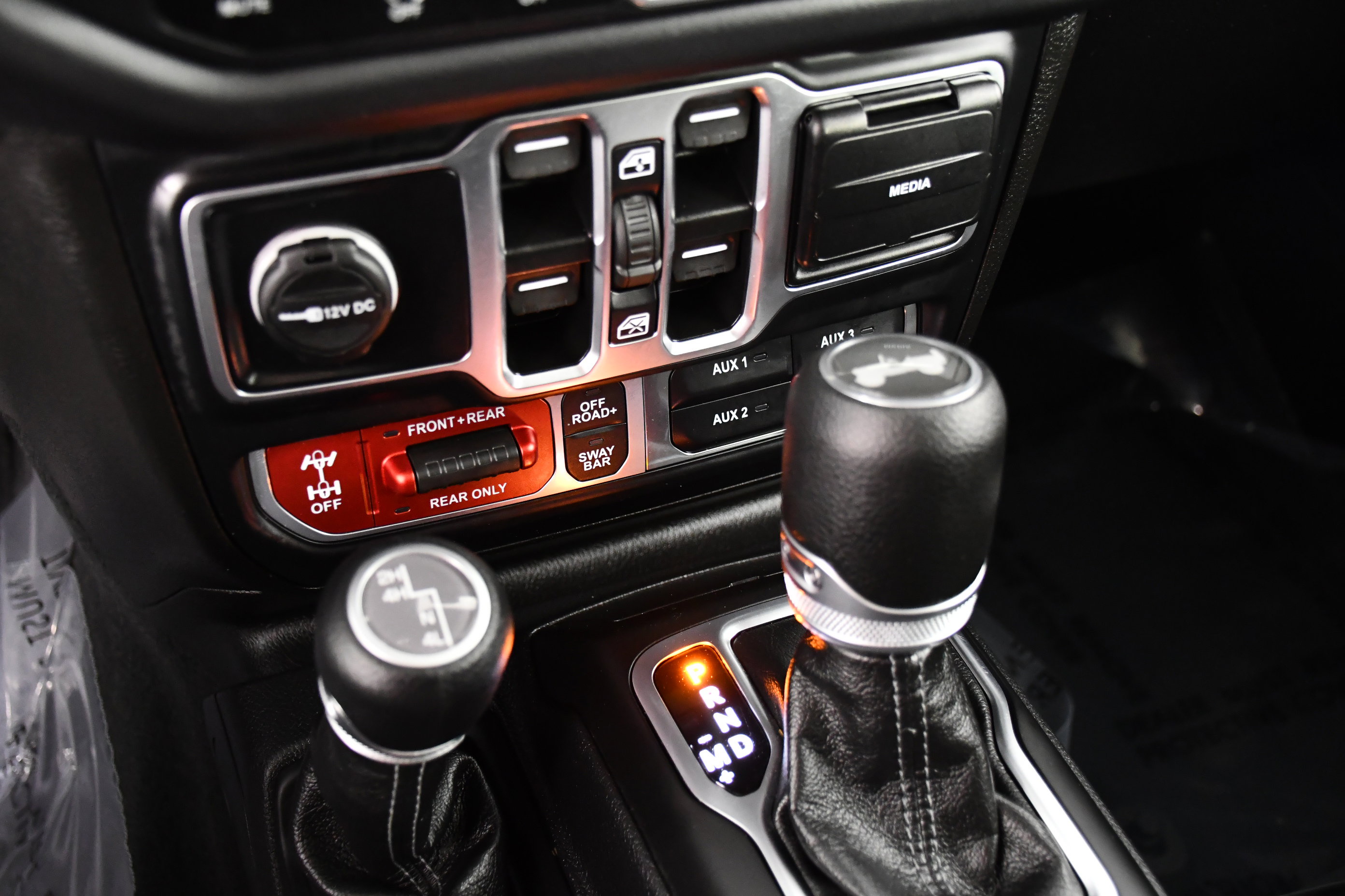 Used 2025 Jeep Wrangler Unlimited Rubicon image 21