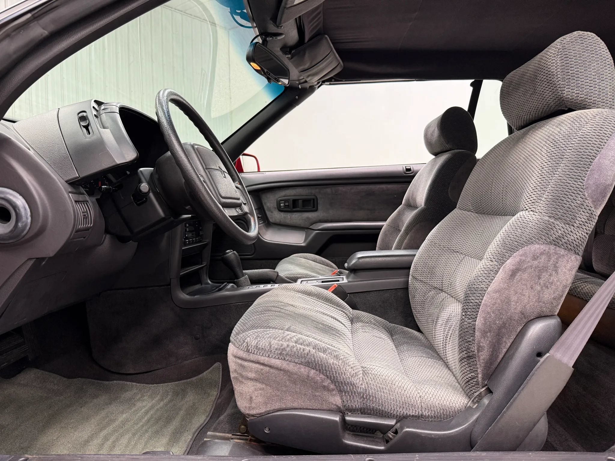 Used 1994 Chrysler LeBaron GTC FWD image 25