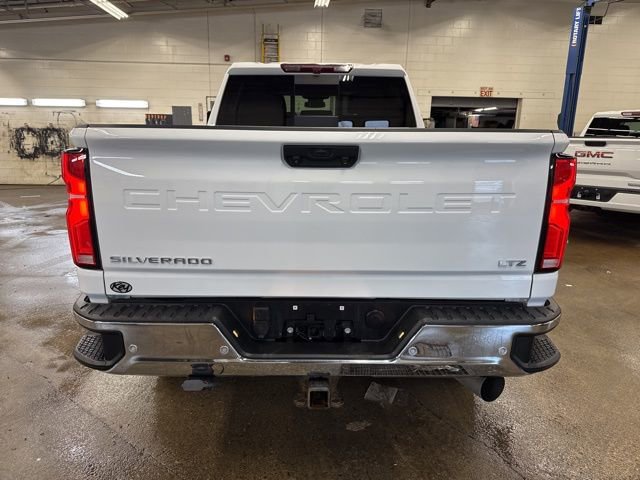 Used 2024 Chevrolet Silverado 2500 LTZ w/ LTZ Convenience Package image 5