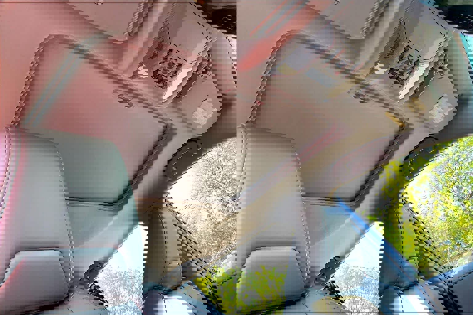 Used 2021 Toyota RAV4 Limited image 14