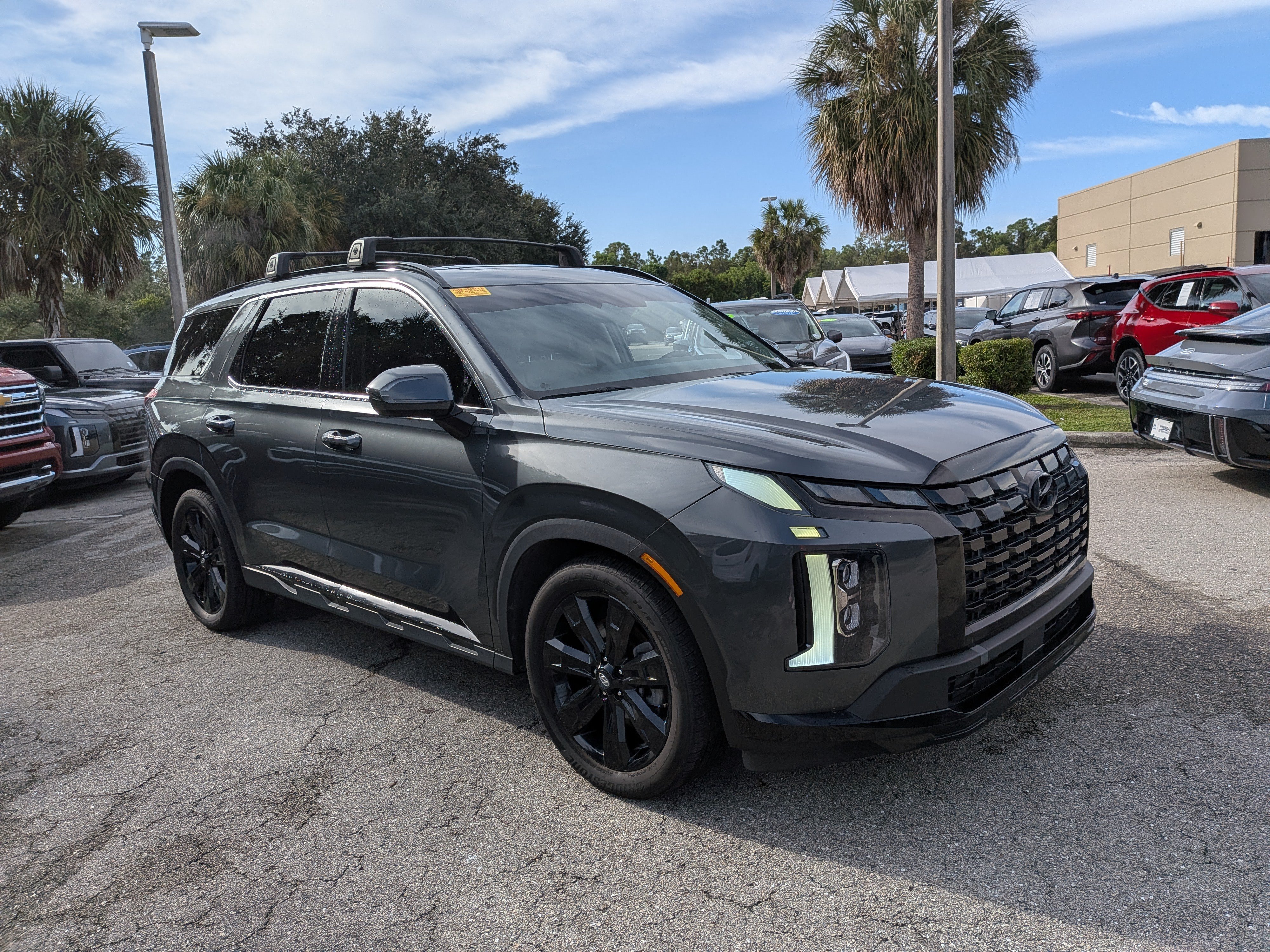 Used 2023 Hyundai Palisade XRT w/ Cargo Package FWD image 2