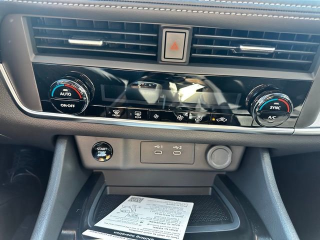 New 2026 Nissan Rogue SV image 25