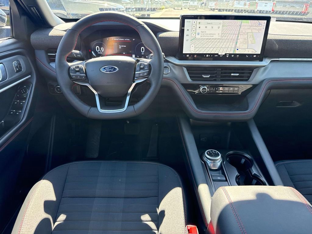 Certified 2026 Ford Explorer ST-Line w/ ST-Line Street Pack image 16