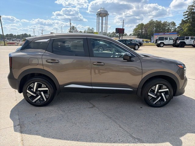 New 2026 Nissan Kicks SV image 5
