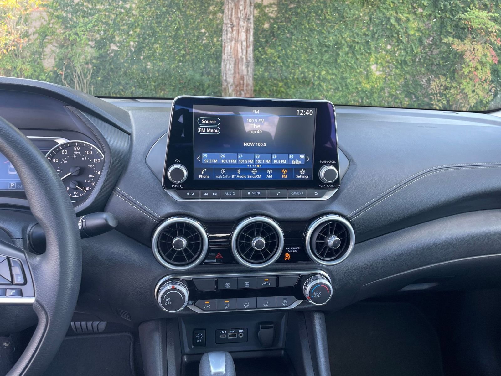 Used 2025 Nissan Sentra SV FWD image 17