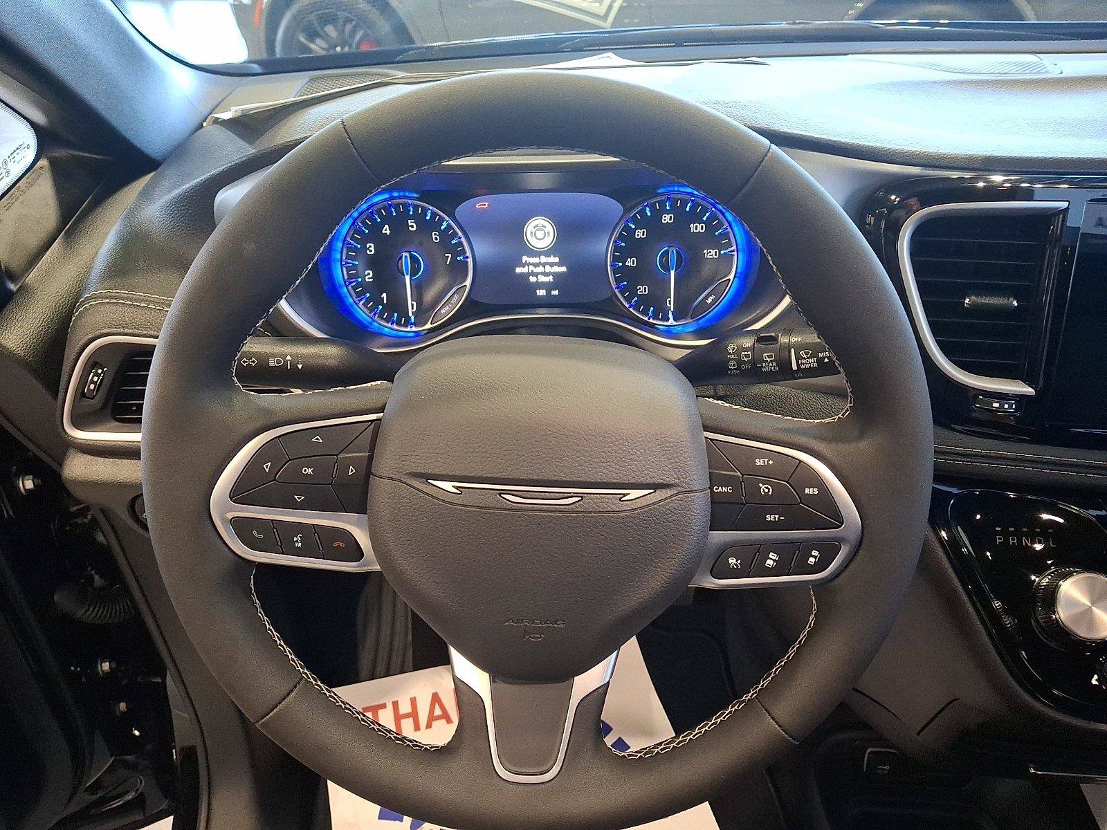 New 2027 Chrysler Pacifica Select FWD image 14