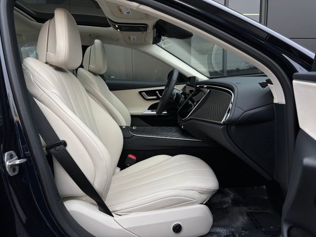 Used 2026 Mercedes-Benz E 350 4MATIC Sedan image 49