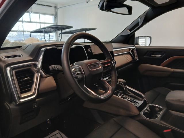 Certified 2025 GMC Canyon Denali image 11