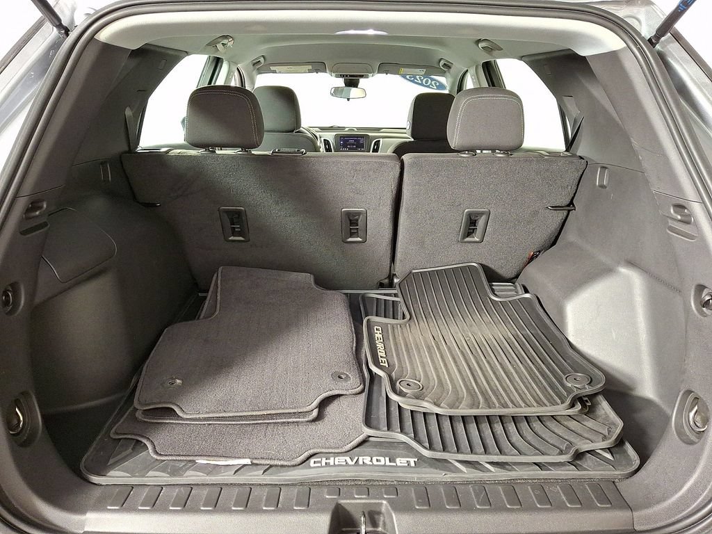 Used 2023 Chevrolet Equinox LS AWD/4WD image 29