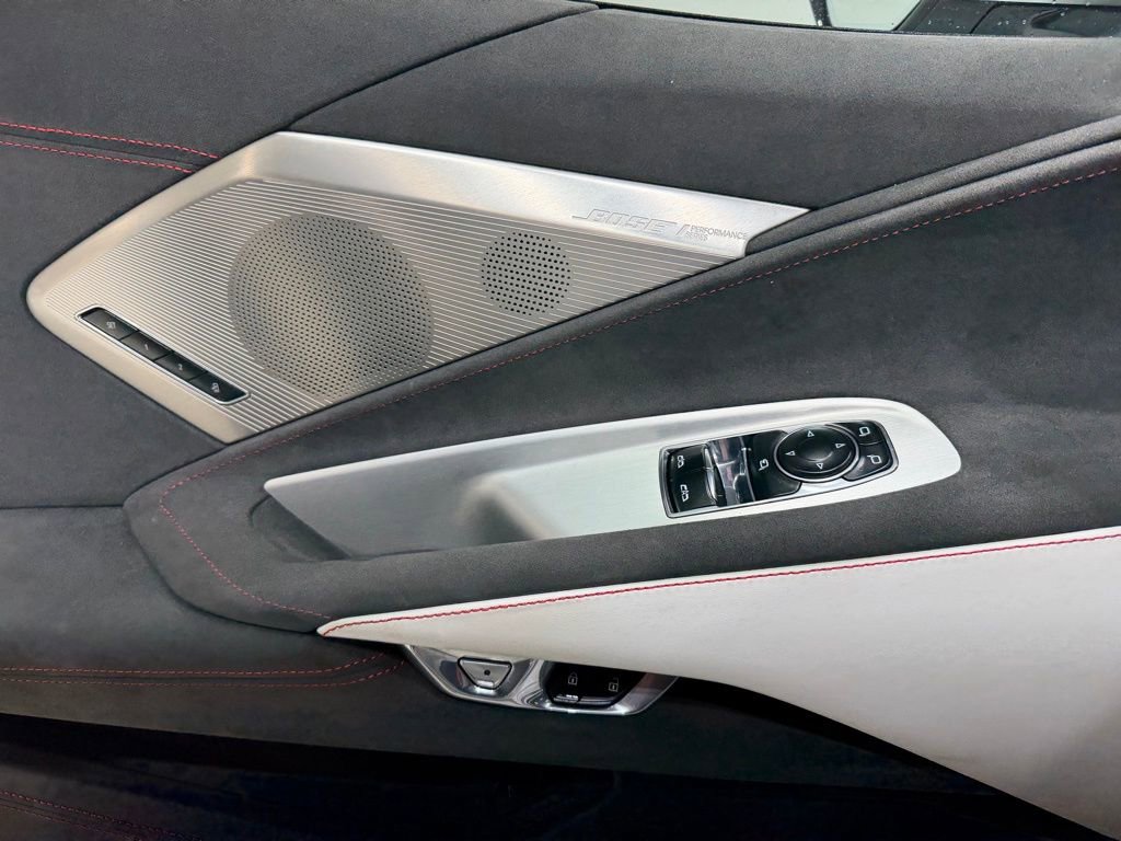 Used 2023 Chevrolet Corvette Stingray Premium Cpe image 11
