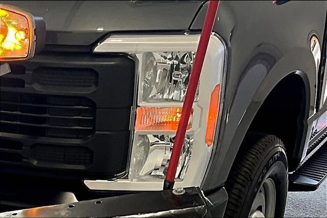 Used 2023 Ford F250 XL w/ Snow Plow Prep Package image 29