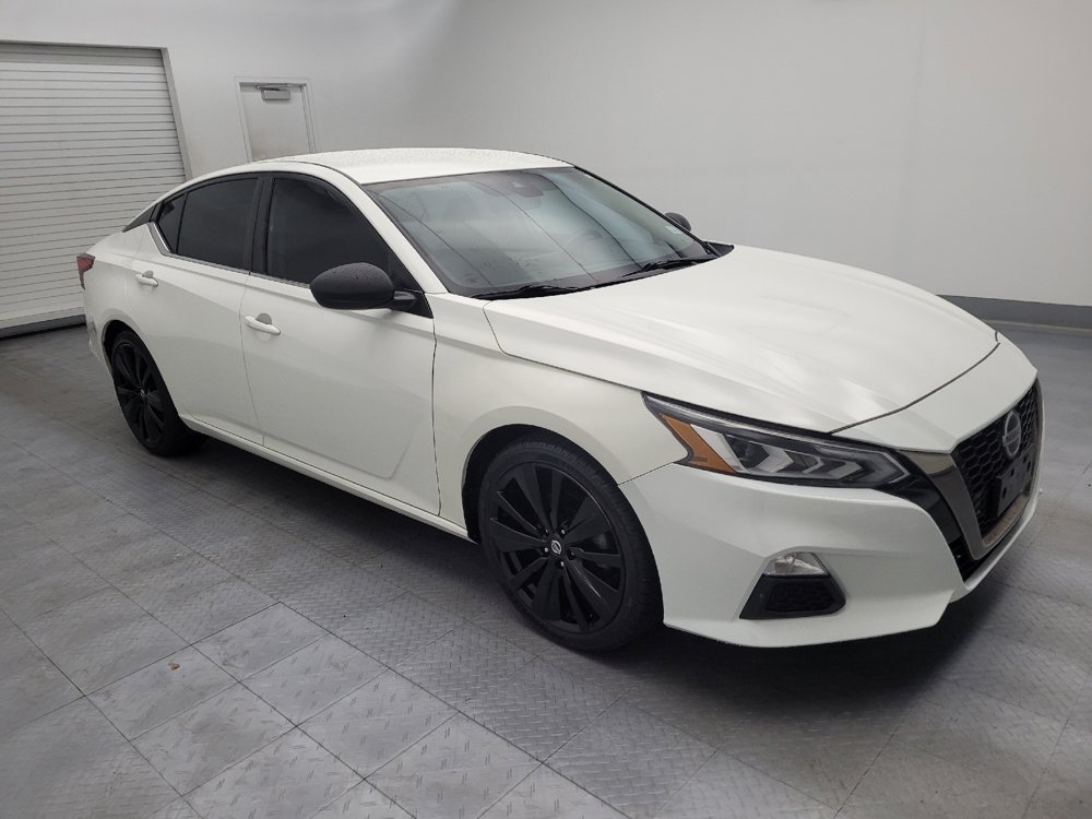 Used 2020 Nissan Altima 2.5 SR FWD image 11