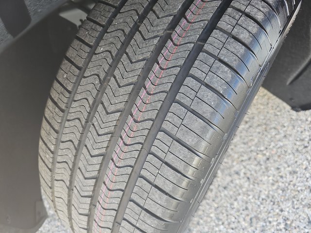 New 2026 Cadillac Vistiq Sport image 34