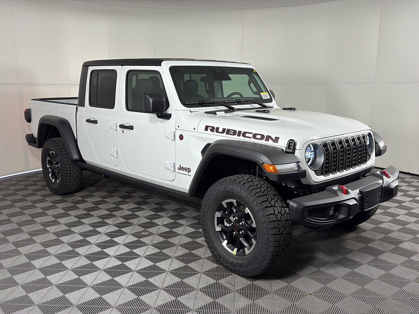 New 2026 Jeep Gladiator Rubicon w/ Steel Power Dome Hood Package AWD/4WD image 2