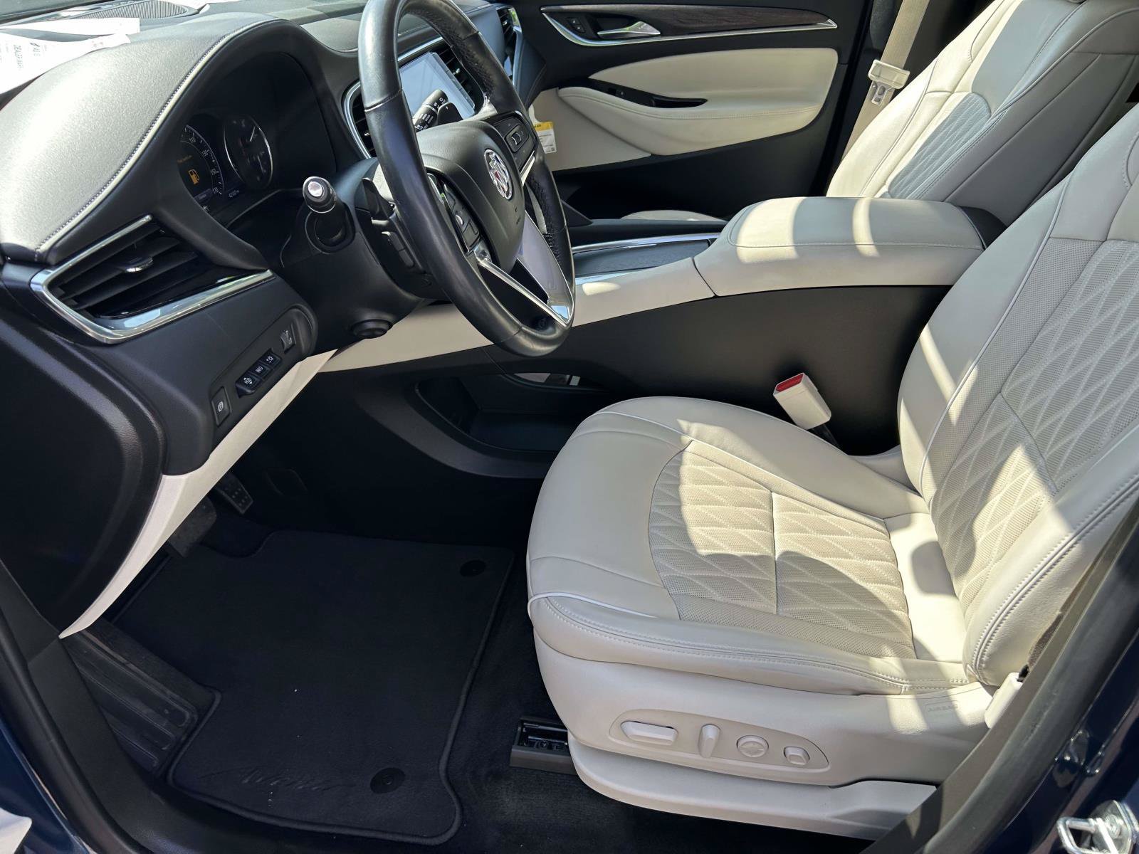 Used 2024 Buick Enclave Avenir w/ Avenir Technology Package FWD image 21