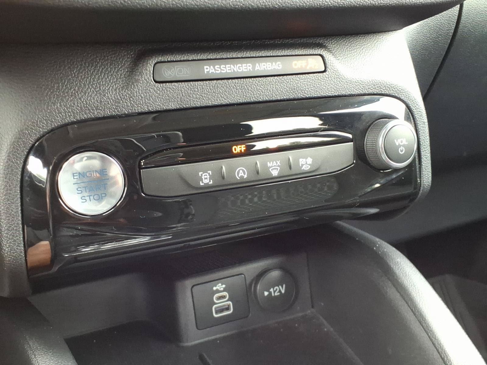 Used 2025 Ford Escape Active w/ Tech Pack #1 AWD/4WD image 22
