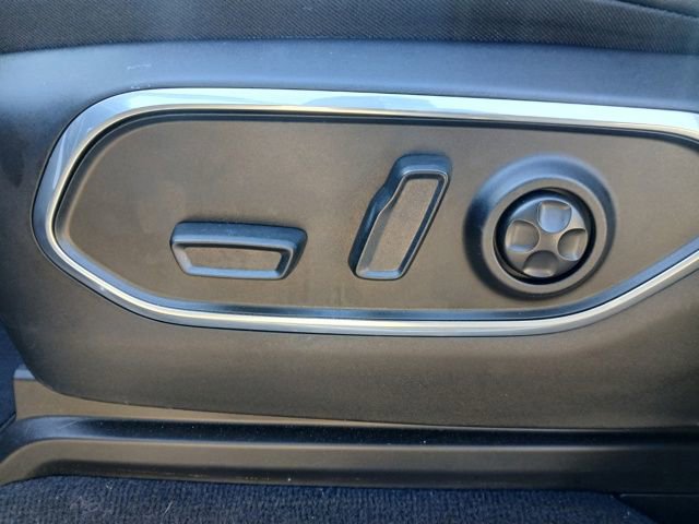 Used 2023 Jeep Wagoneer Series III w/ Premium Group I image 16