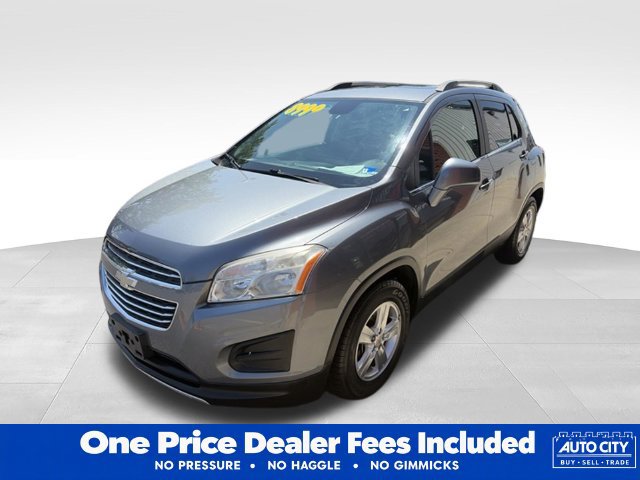Used 2015 Chevrolet Trax LT w/ LT Sun and Sound Package FWD image 23