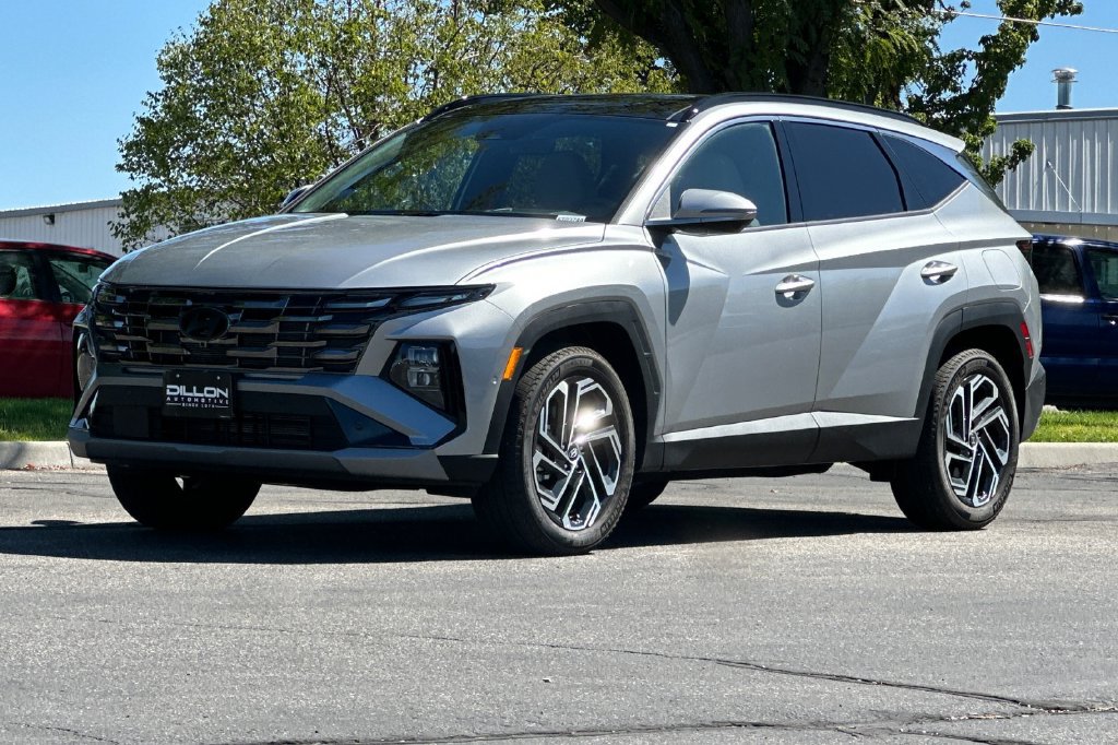 Used 2026 Hyundai Tucson Limited AWD/4WD image 11