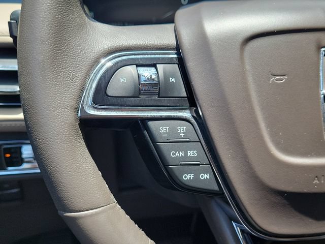 Certified 2022 Lincoln Nautilus FWD w/ Premium Package image 20