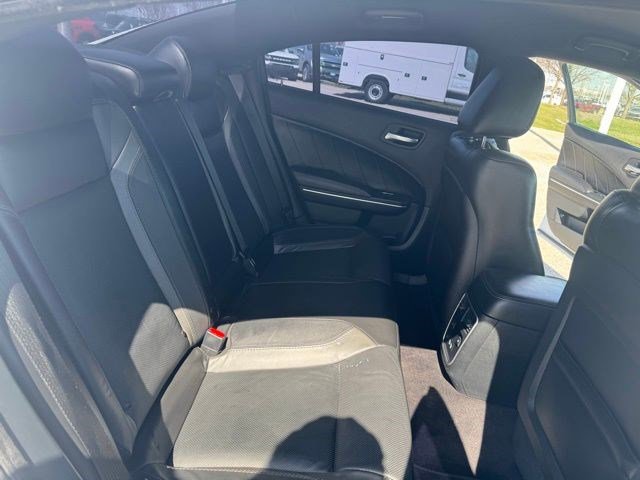 Used 2018 Dodge Charger GT image 31