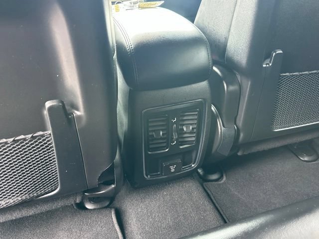 Used 2021 Jeep Grand Cherokee Laredo X AWD/4WD image 30