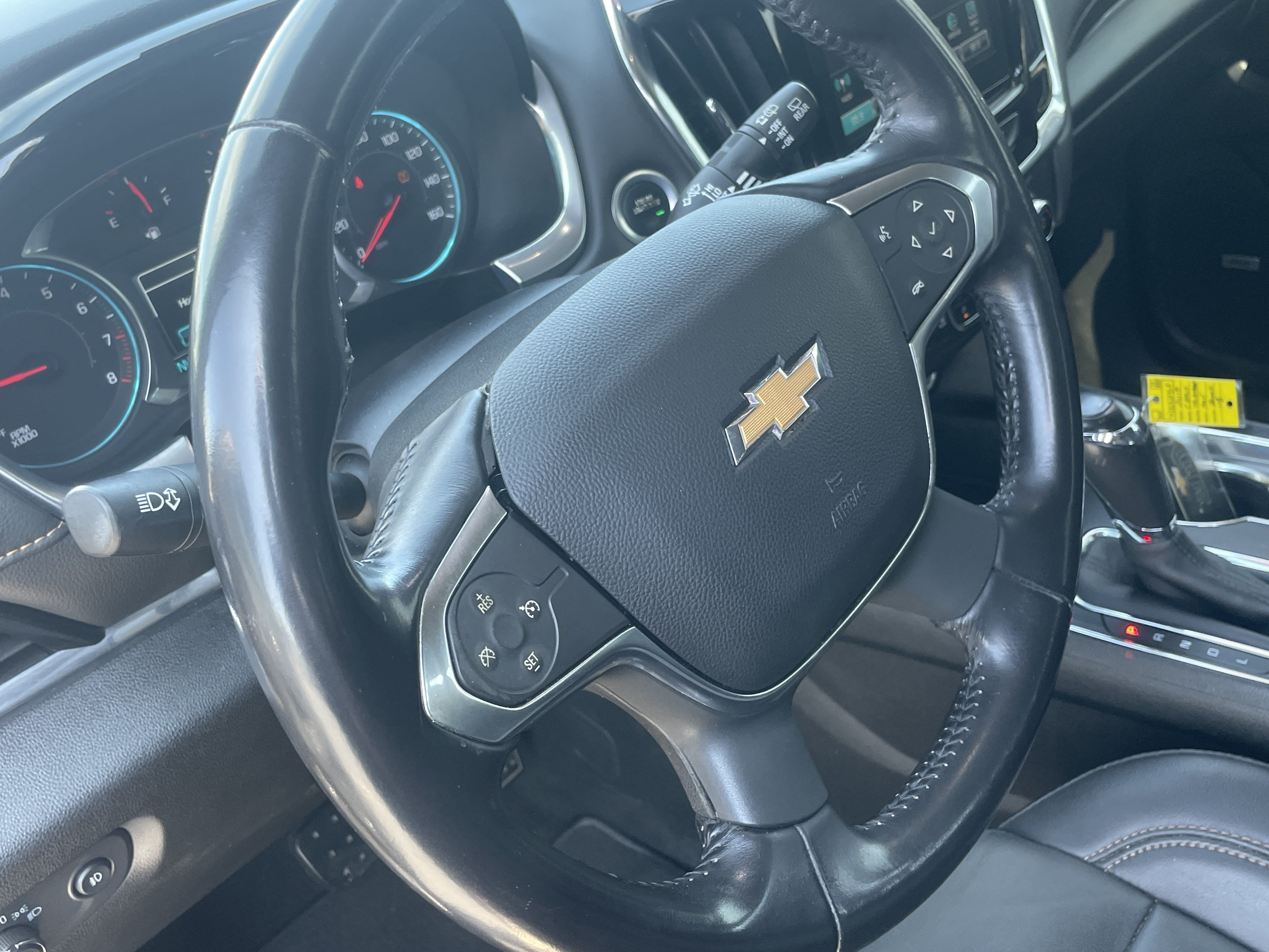Used 2019 Chevrolet Traverse LT w/ LT Premium Package AWD/4WD image 18