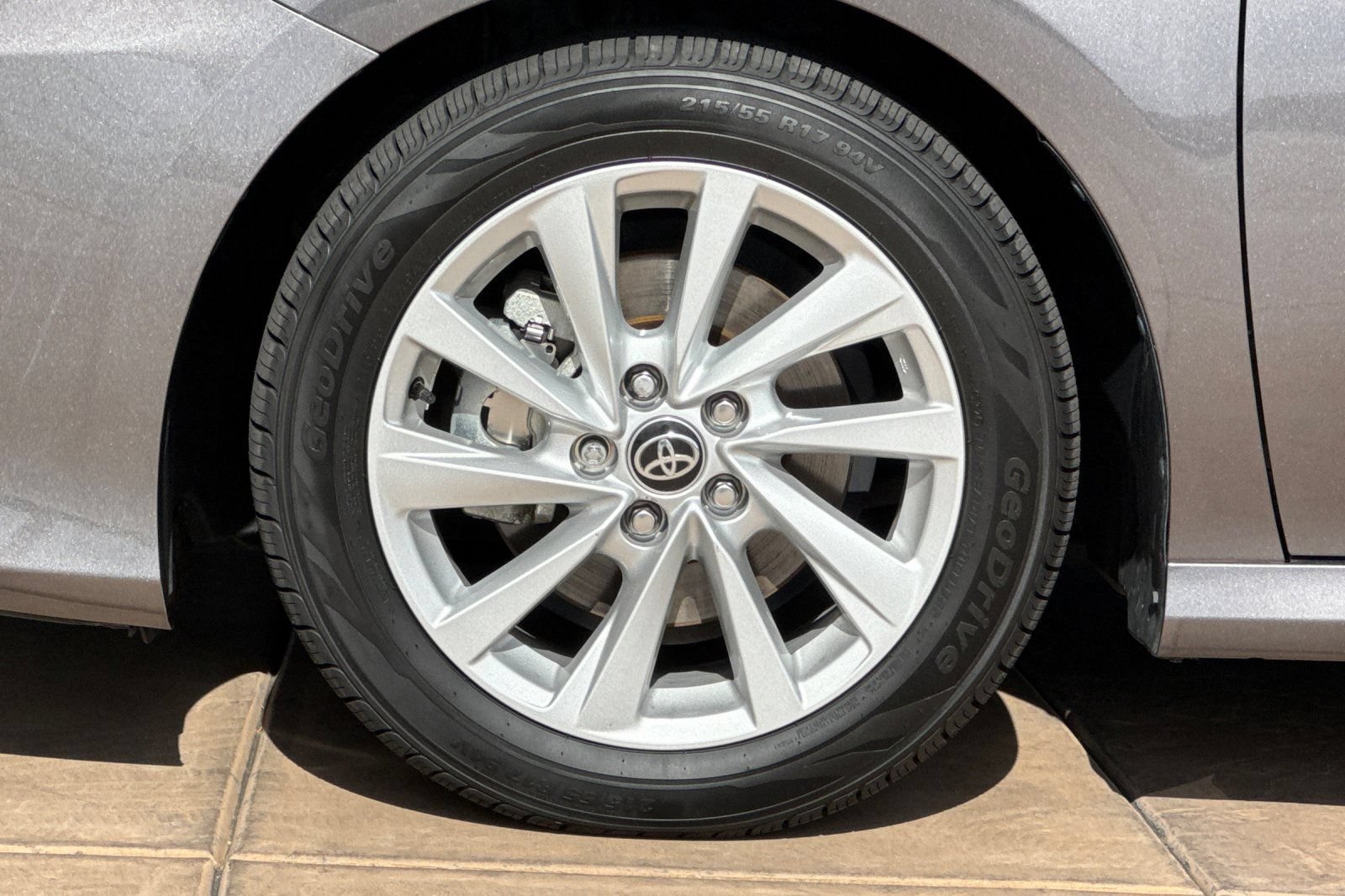Used 2024 Toyota Camry LE FWD image 31