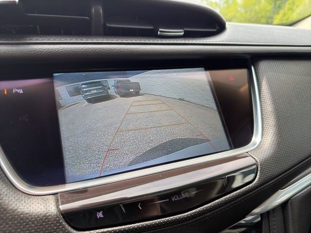 Used 2018 Cadillac XT5 Luxury w/ Driver Awareness Package AWD/4WD image 31