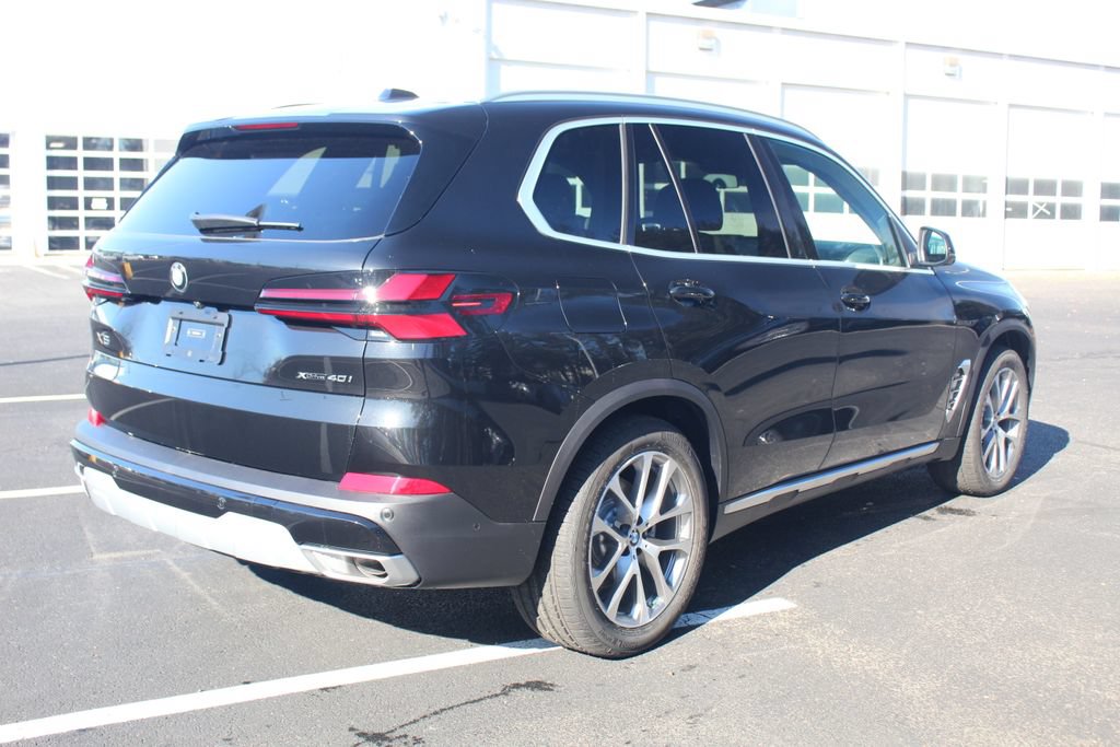 New 2026 BMW X5 xDrive40i AWD/4WD image 9