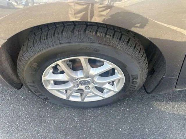 Used 2023 Chrysler Pacifica Touring-L image 21