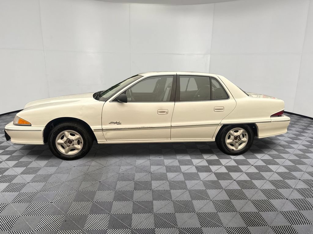 Used 1995 Buick Skylark Custom FWD image 2