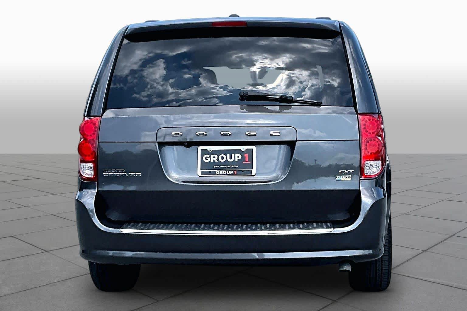 Used 2019 Dodge Grand Caravan SXT FWD image 5
