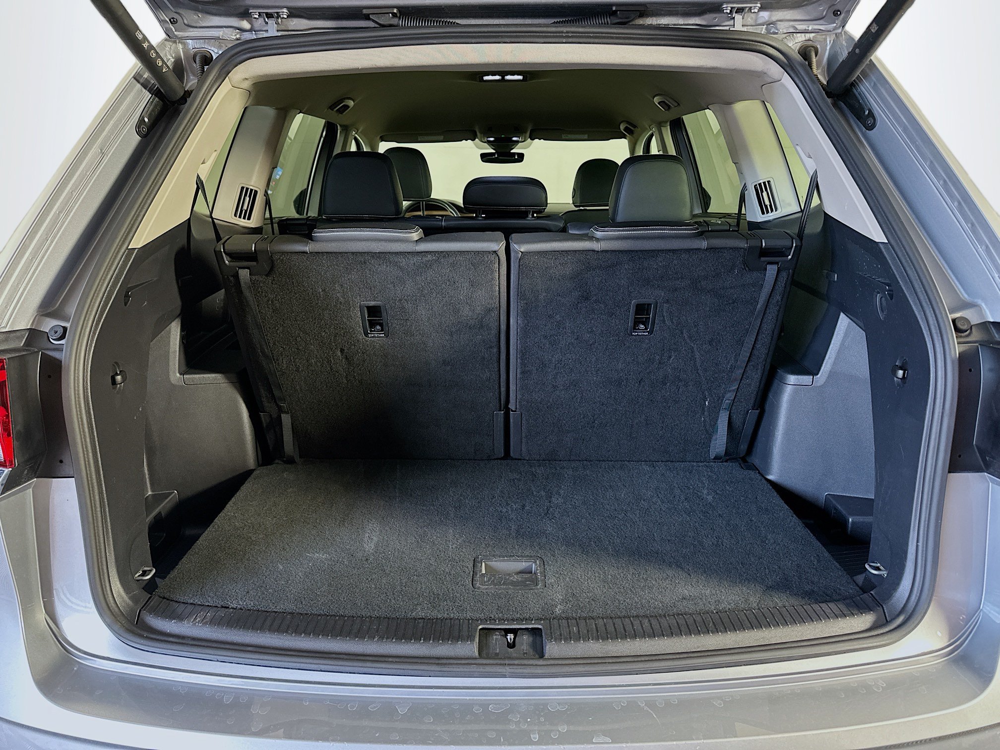 Used 2025 Volkswagen Atlas SE FWD image 30