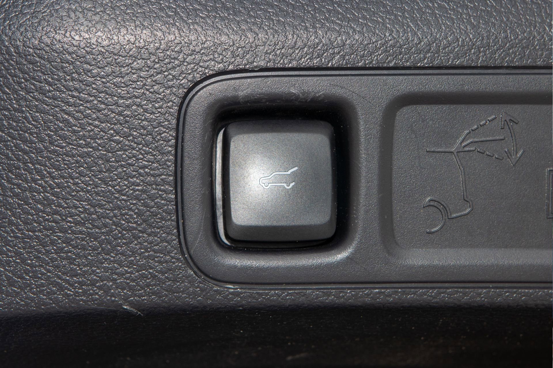 Used 2024 Ford Expedition Limited image 11